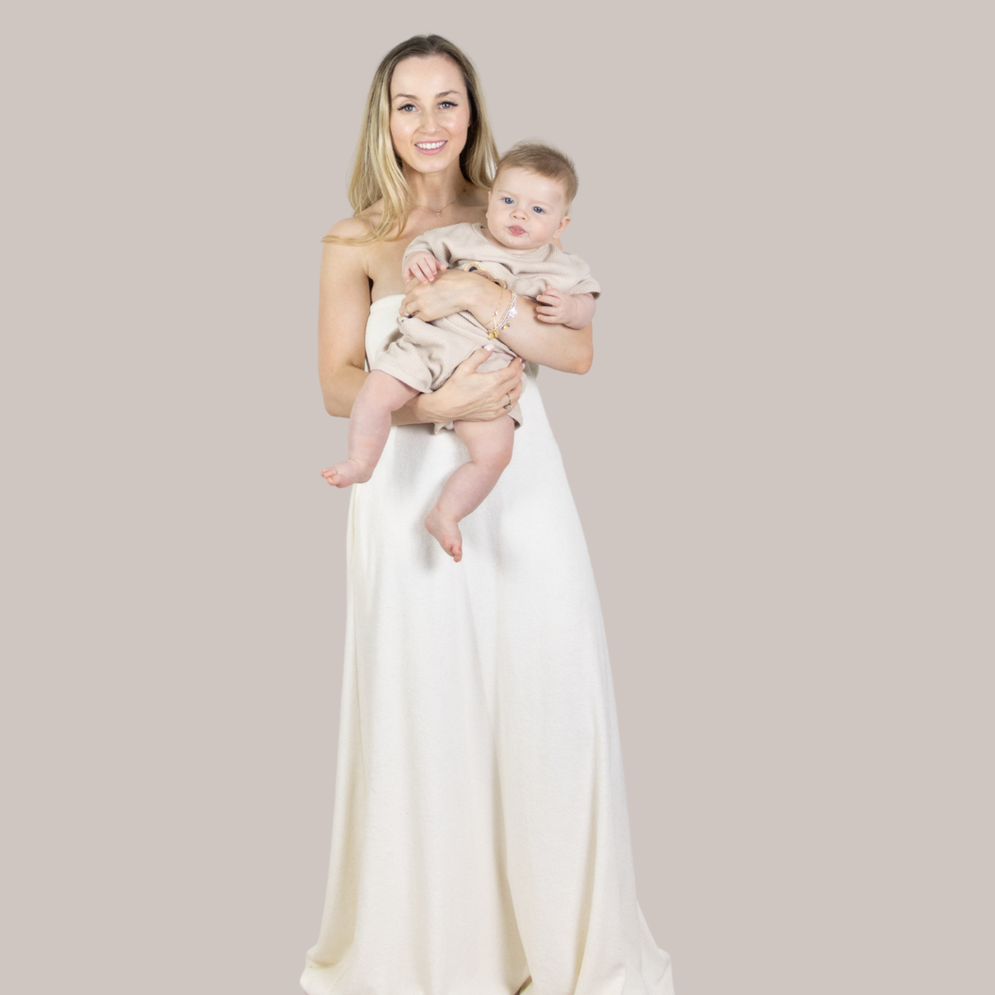 Luxury long towel dress – quick-drying, lightweight, and perfect for yachting, maternity comfort, and post-swim relaxation.