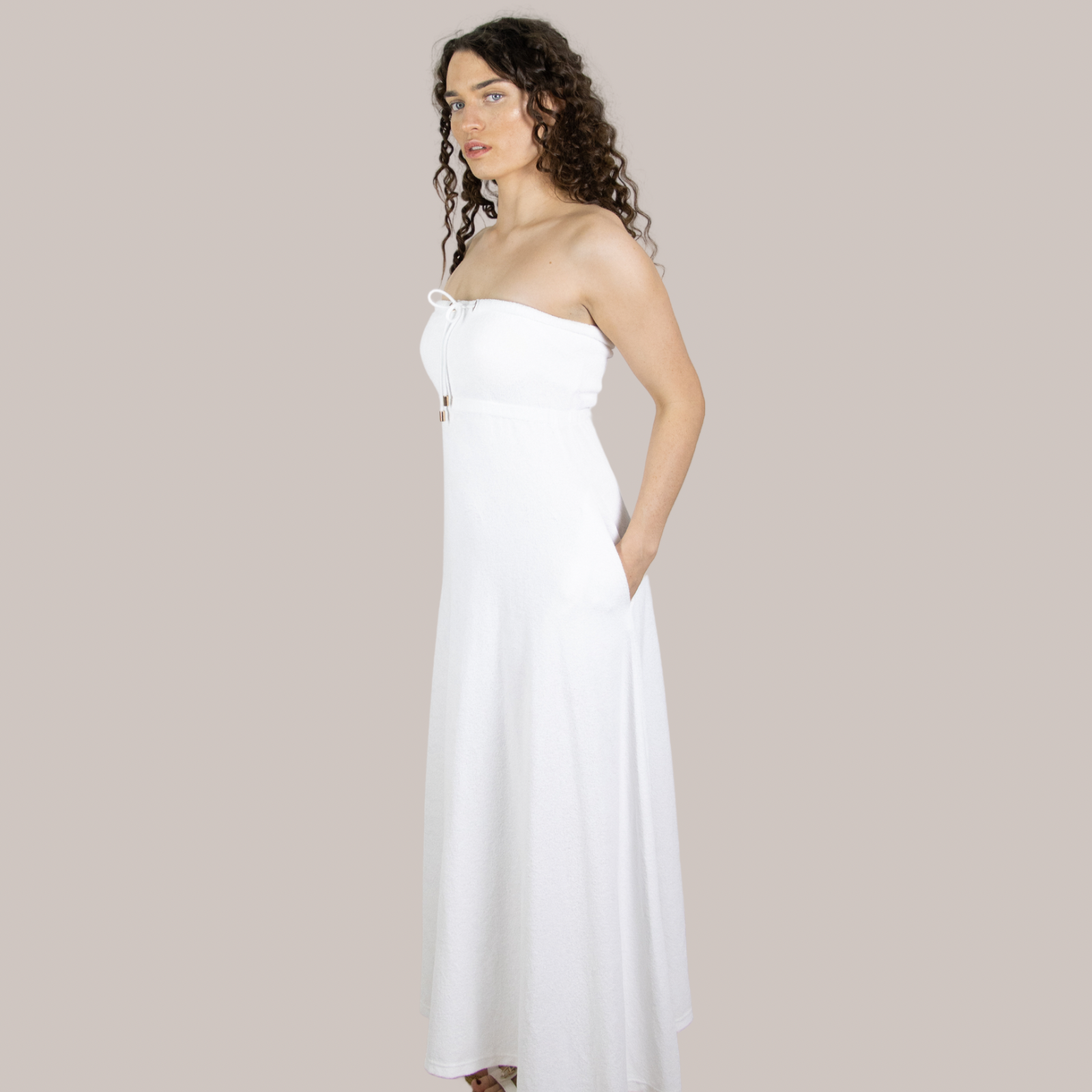 Luxury long towel dress – quick-drying, lightweight, and perfect for yachting, maternity comfort, and post-swim relaxation.