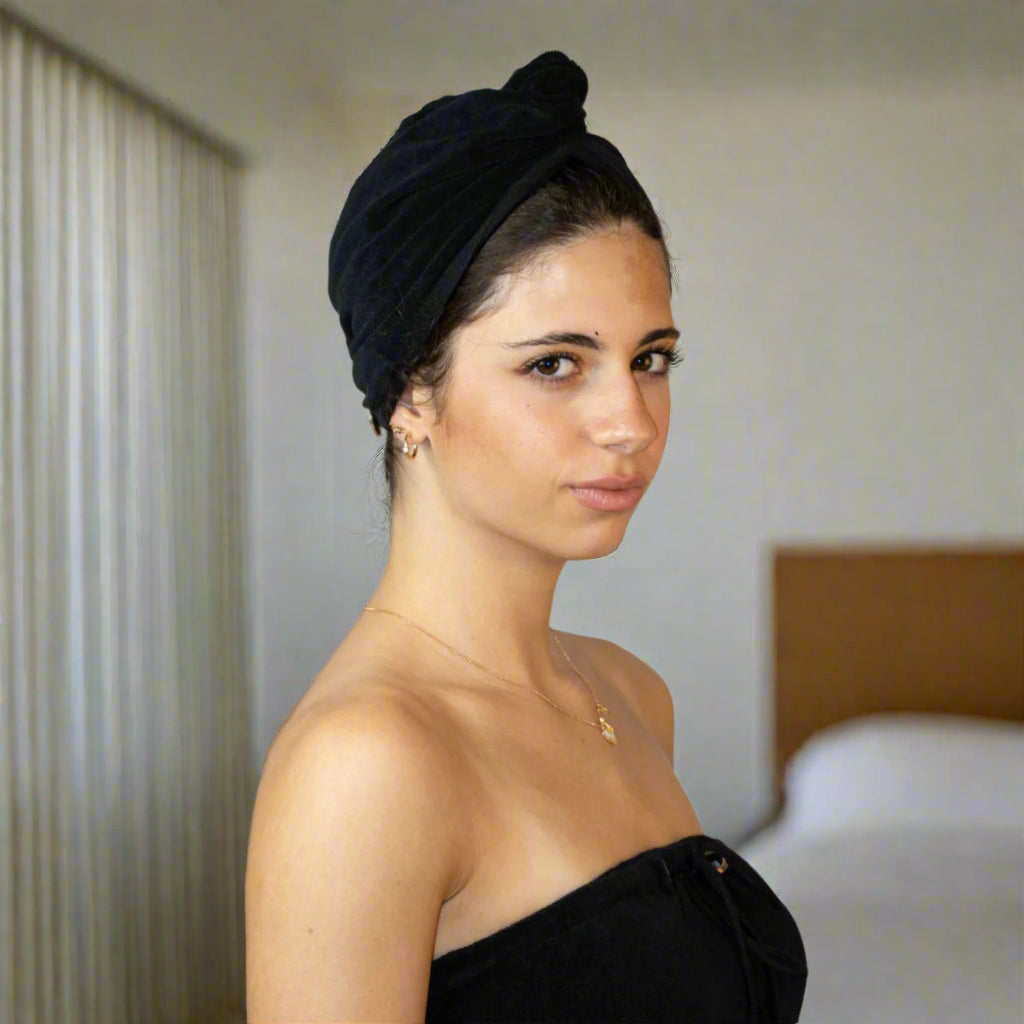 Dry Dolly quick-dry head towel – lightweight, ultra-absorbent & smooth inner layer for anti-frizz hair protection.