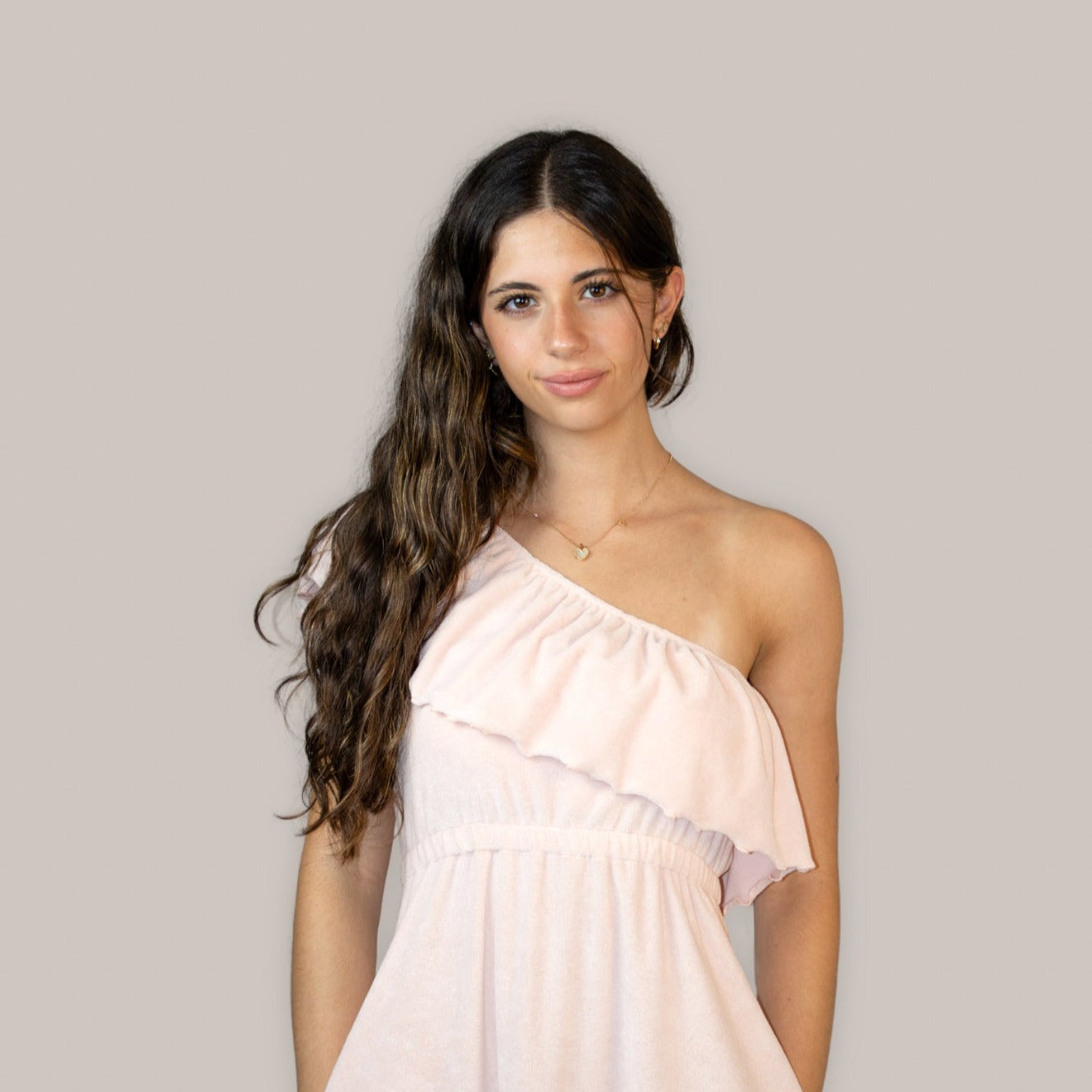 Soft towelling arm/bust cover – maternity-friendly, multi-style & perfect for layering or post-shower comfort.